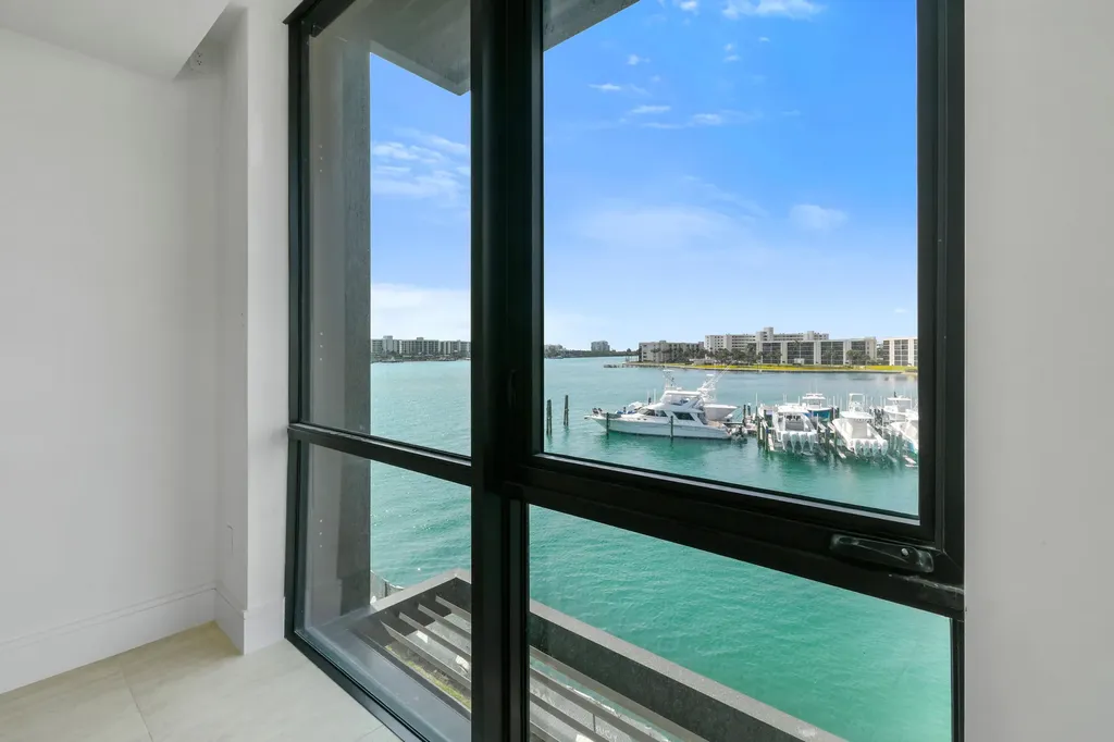12450 SE Crystal Cove Place Jupiter FL 33469