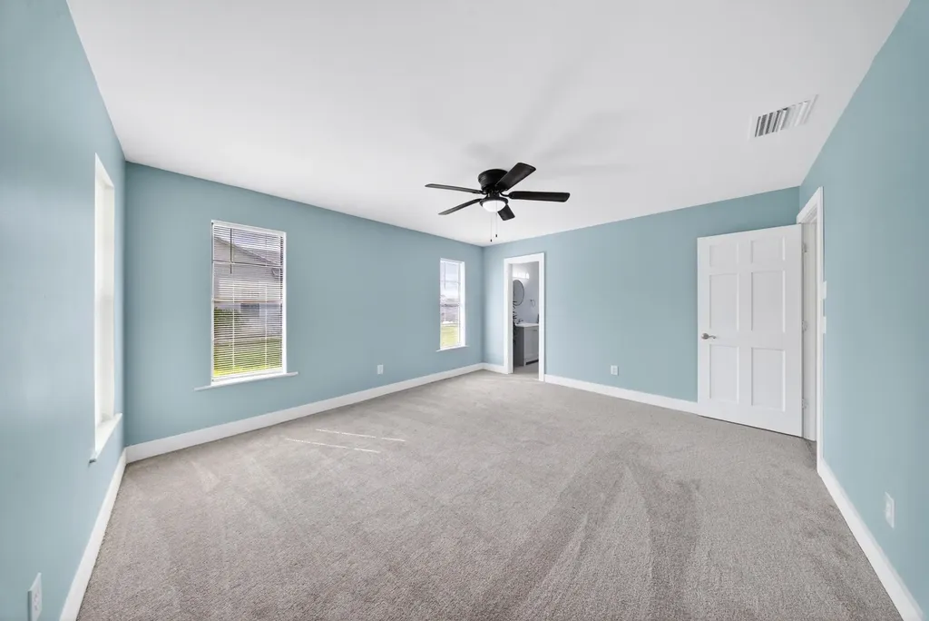 662 SE Essex Drive Port St Lucie FL 34984