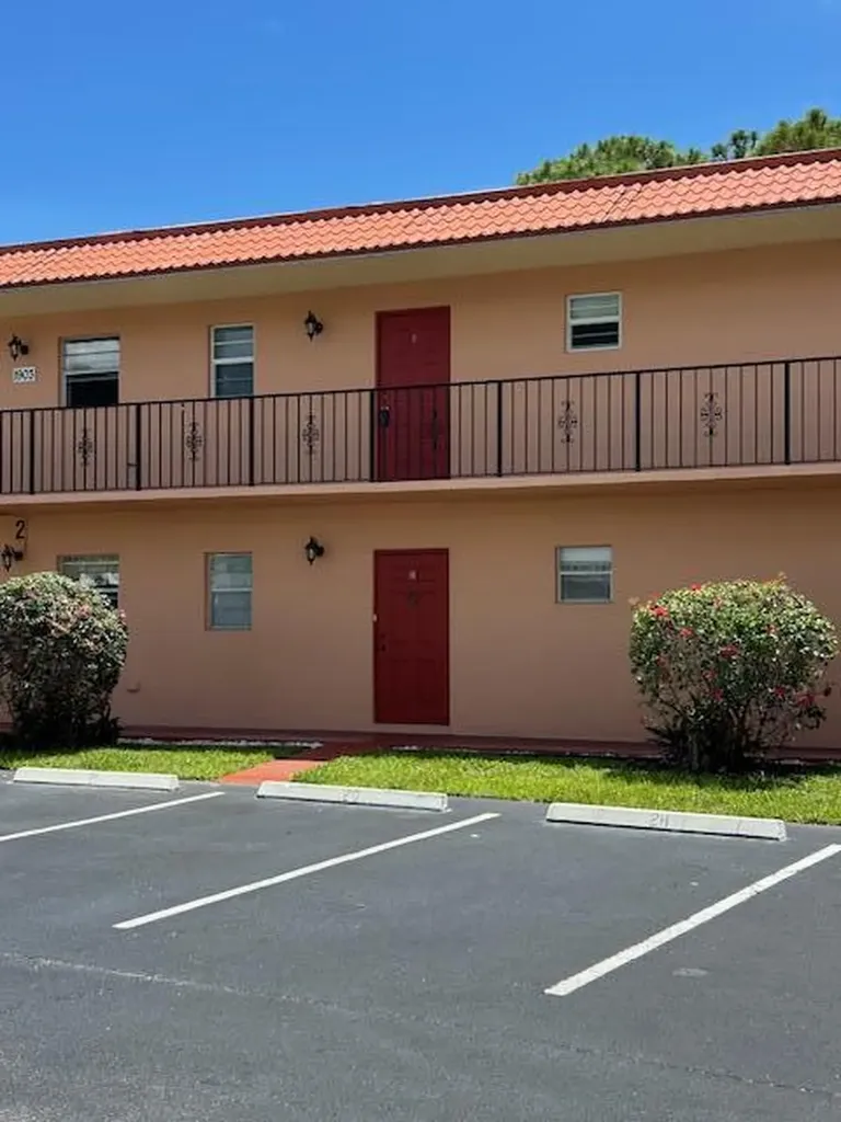 1903 SW Palm City Road Stuart FL 34994