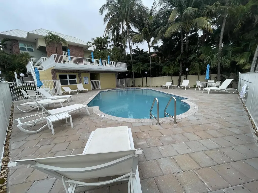 2424 SE 17th Causeway Fort Lauderdale FL 33316