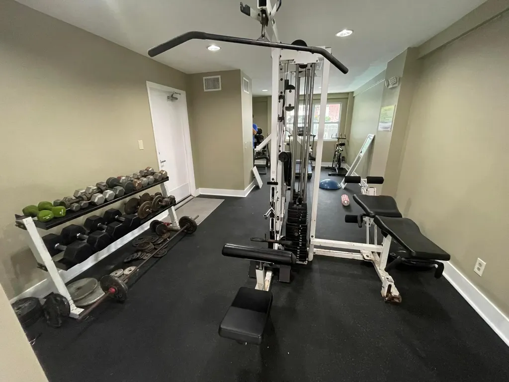 2424 SE 17th Causeway Fort Lauderdale FL 33316
