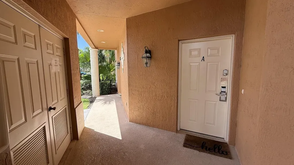8233 Mulligan Circle Port St Lucie FL 34986