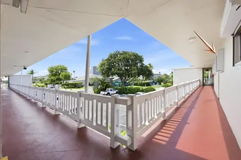 2534 Garden Drive S Lake Worth FL 33461