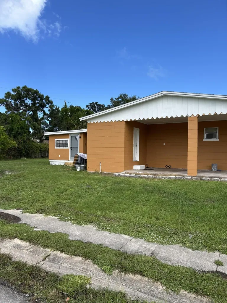 600 Roberts Street Melbourne FL 32901