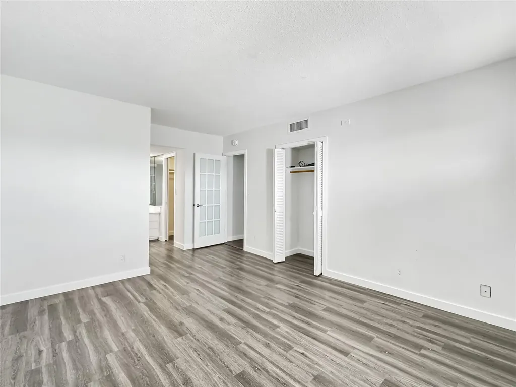 2950 N Palm Aire Drive Pompano Beach FL 33069