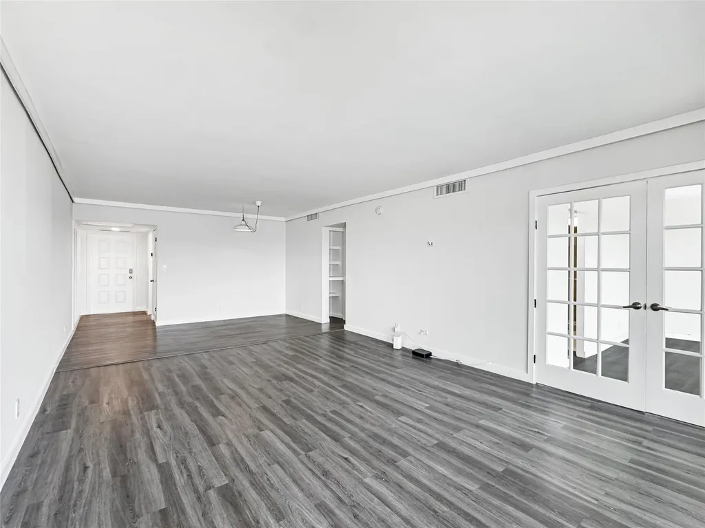 2950 N Palm Aire Drive Pompano Beach FL 33069