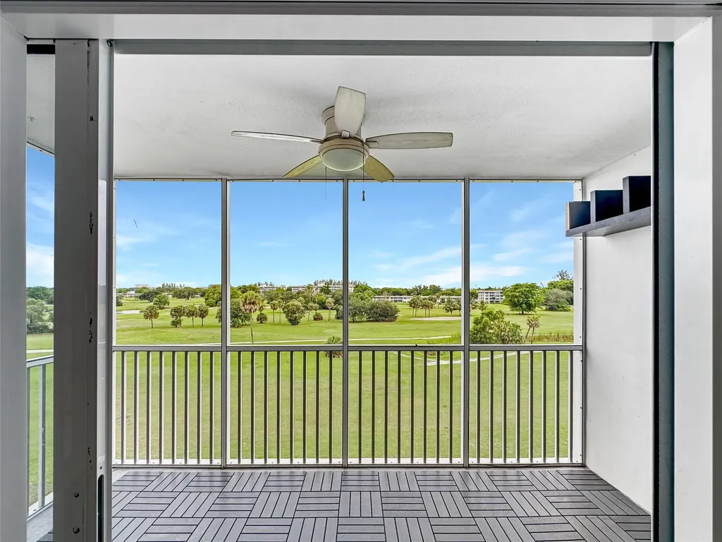 2950 N Palm Aire Drive Pompano Beach FL 33069