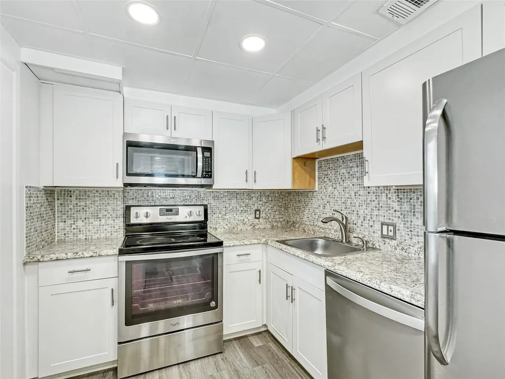 2950 N Palm Aire Drive Pompano Beach FL 33069
