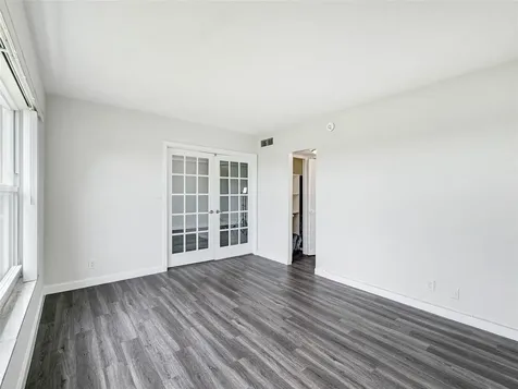 2950 N Palm Aire Drive Pompano Beach FL 33069
