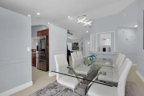 3400 Turtle Cove Royal Palm Beach FL 33411