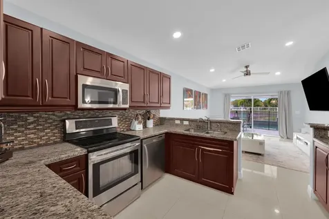 3400 Turtle Cove Royal Palm Beach FL 33411