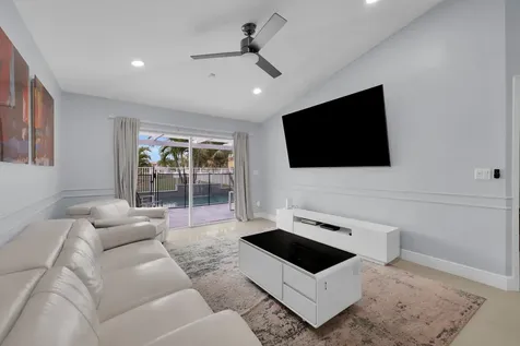 3400 Turtle Cove Royal Palm Beach FL 33411