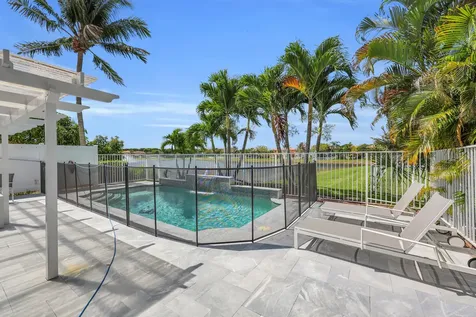 3400 Turtle Cove Royal Palm Beach FL 33411