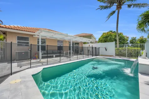 3400 Turtle Cove Royal Palm Beach FL 33411