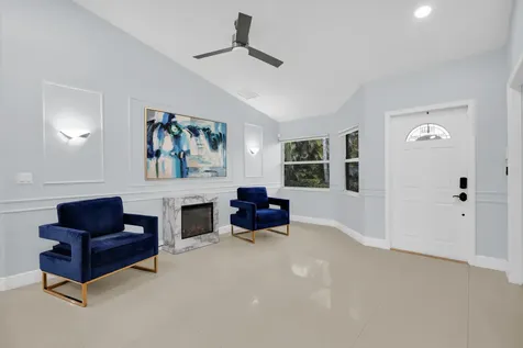 3400 Turtle Cove Royal Palm Beach FL 33411