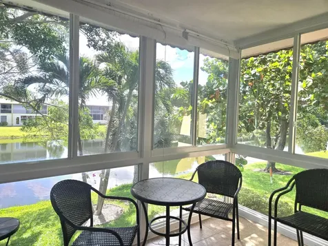 209 Oxford 100 West Palm Beach FL 33417