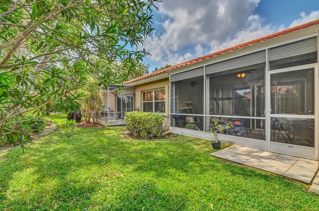 8072 Key West Lane Boynton Beach FL 33472