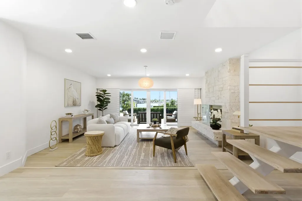 325 Poinciana Drive Fort Lauderdale FL 33301