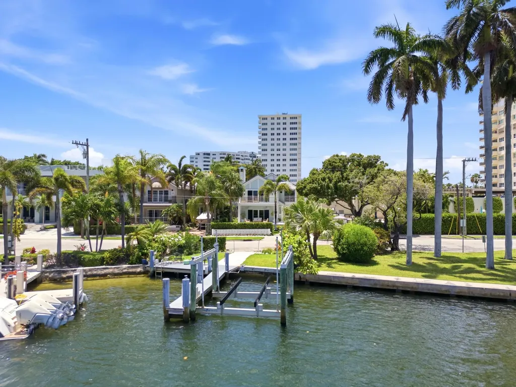 325 Poinciana Drive Fort Lauderdale FL 33301