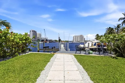 325 Poinciana Drive Fort Lauderdale FL 33301