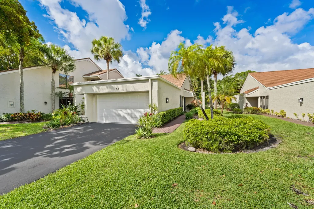 65 Balfour Road E Palm Beach Gardens FL 33418