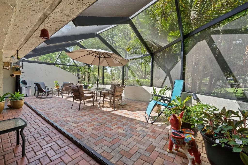 65 Balfour Road E Palm Beach Gardens FL 33418