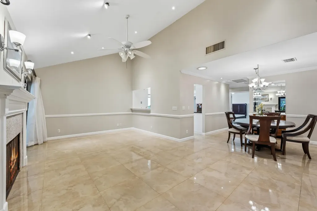 65 Balfour Road E Palm Beach Gardens FL 33418