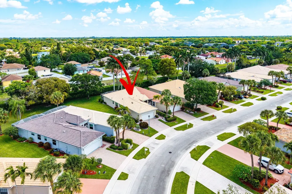 10644 Royal Caribbean Circle Boynton Beach FL 33437