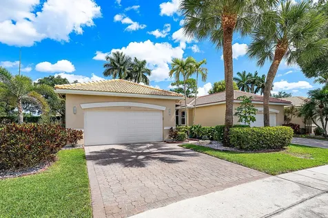 10644 Royal Caribbean Circle Boynton Beach FL 33437