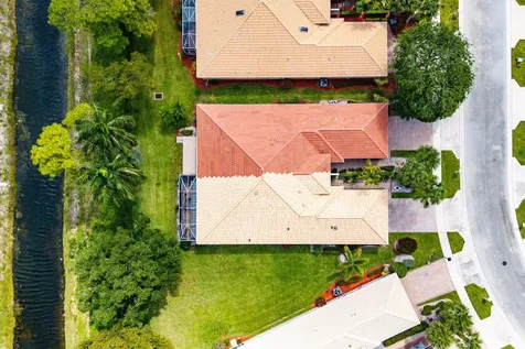 10644 Royal Caribbean Circle Boynton Beach FL 33437
