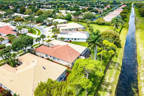 10644 Royal Caribbean Circle Boynton Beach FL 33437