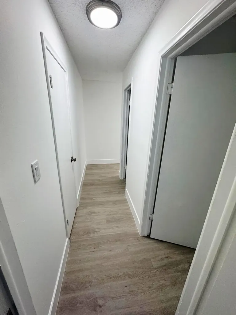 3920 Woodside Drive Coral Springs FL 33065