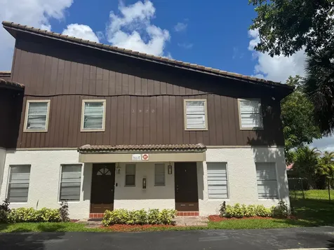 3920 Woodside Drive Coral Springs FL 33065