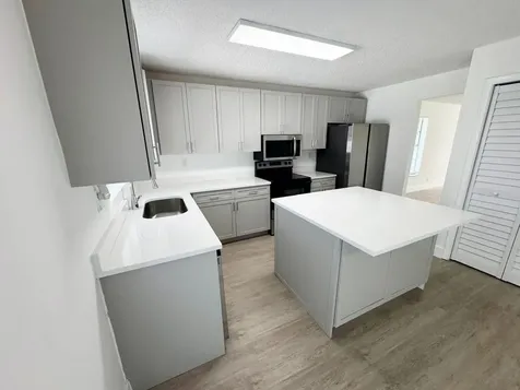 3920 Woodside Drive Coral Springs FL 33065