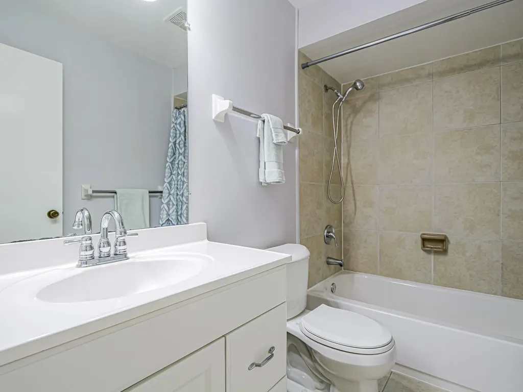 425 Banyan Street Sebastian FL 32958