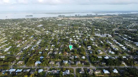 425 Banyan Street Sebastian FL 32958