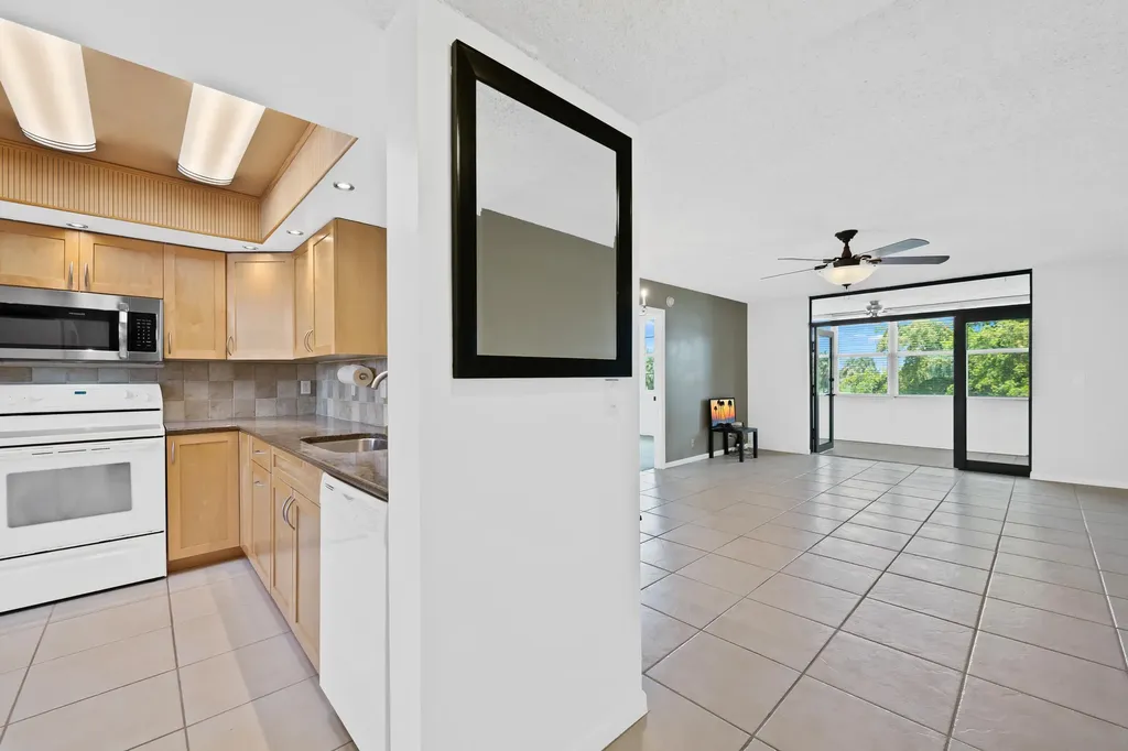7350 NW 18th Street Margate FL 33063