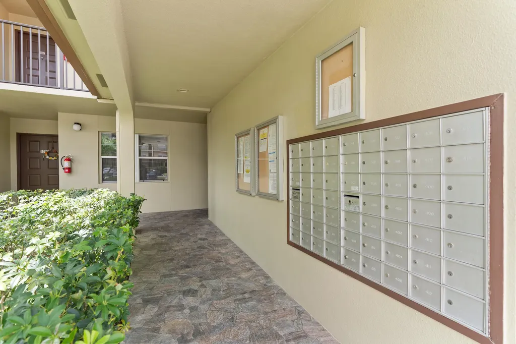 13000 SW 15th Court Pembroke Pines FL 33027