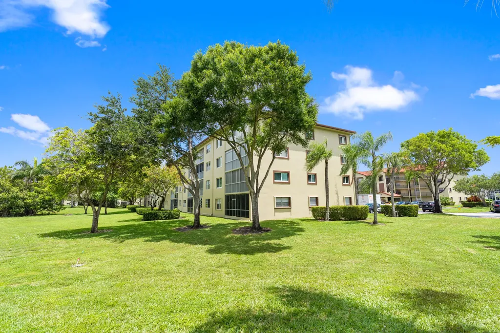 13000 SW 15th Court Pembroke Pines FL 33027