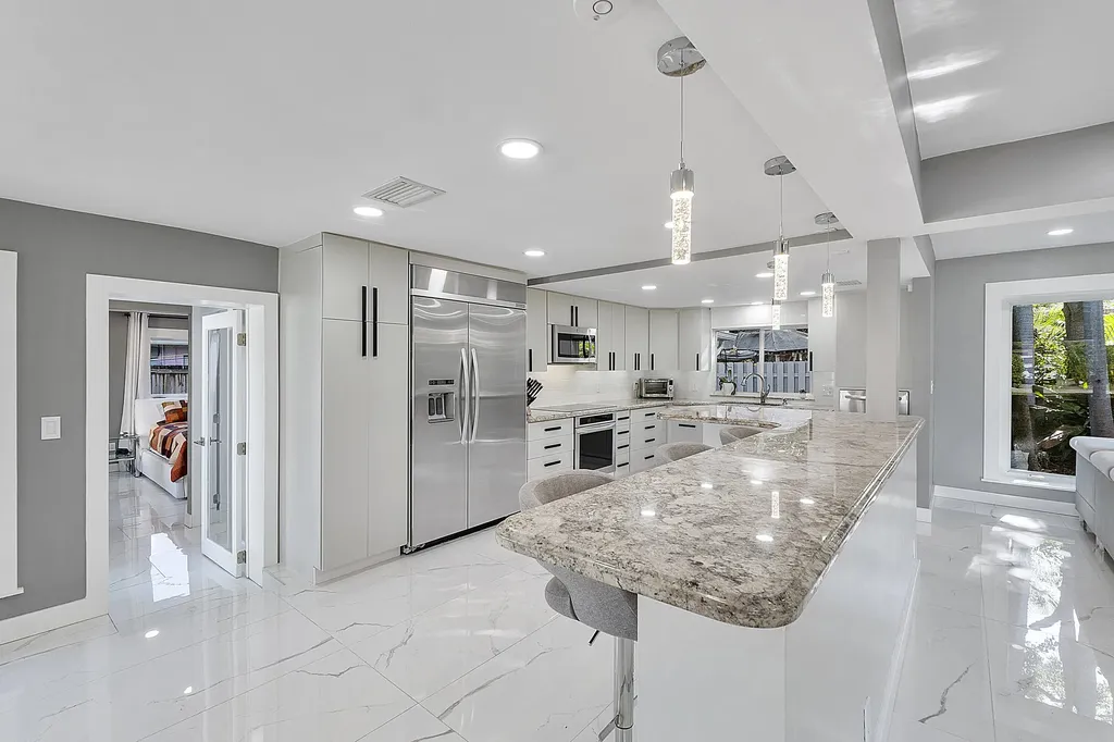 1900 NE 16th Terrace Fort Lauderdale FL 33305