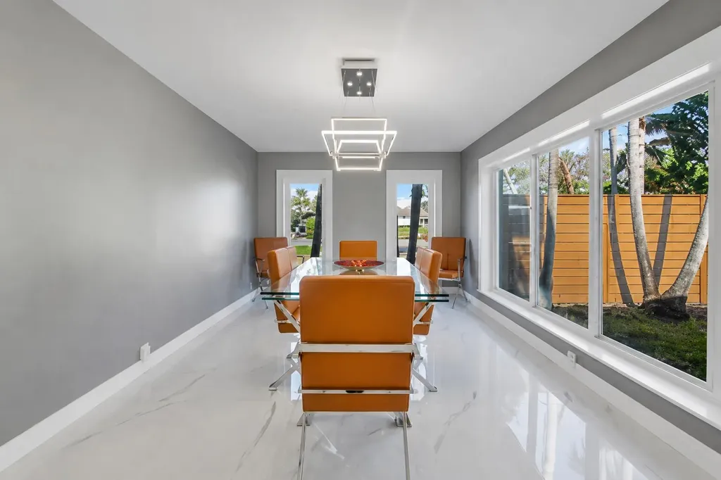 1900 NE 16th Terrace Fort Lauderdale FL 33305