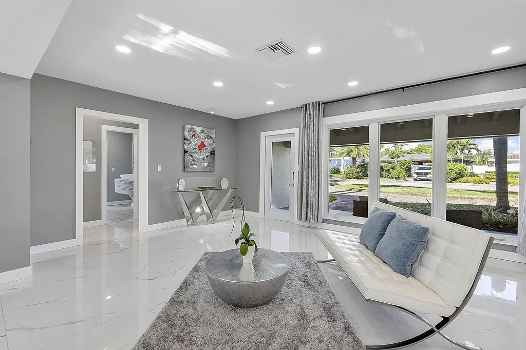 1900 NE 16th Terrace Fort Lauderdale FL 33305