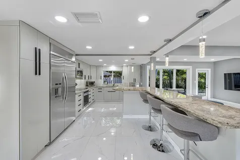 1900 NE 16th Terrace Fort Lauderdale FL 33305