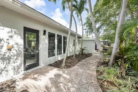 1900 NE 16th Terrace Fort Lauderdale FL 33305