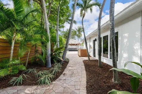 1900 NE 16th Terrace Fort Lauderdale FL 33305