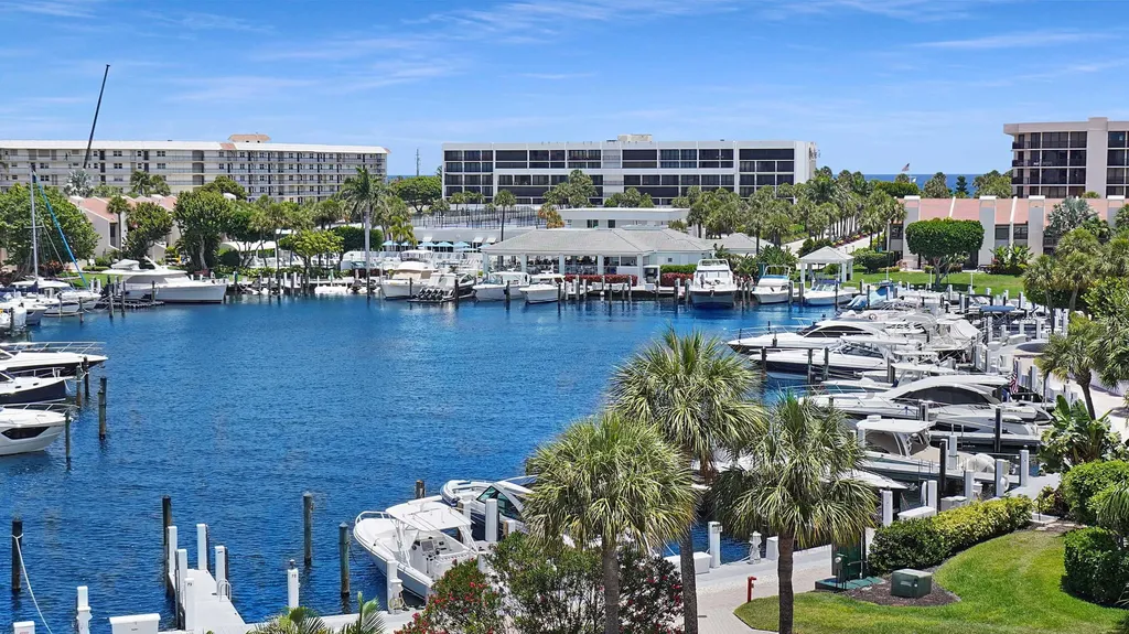2697 N Ocean Boulevard Boca Raton FL 33431