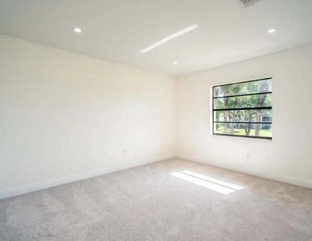 9284 Vista Del Boca Raton FL 33428