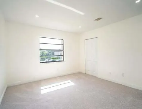 9284 Vista Del Lago Boca Raton FL 33428