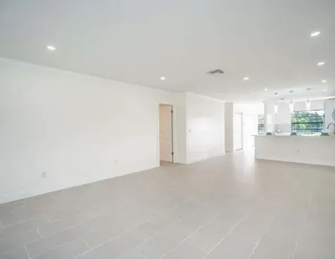 9284 Vista Del Lago Boca Raton FL 33428