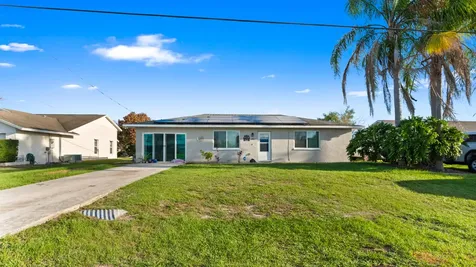 386 SE Oakridge Drive Port St Lucie FL 34984